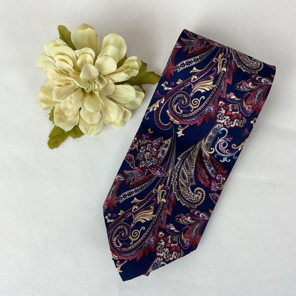 Christian Dior 100% Silk Red Tan & Black Paisley Print Men’s Tie